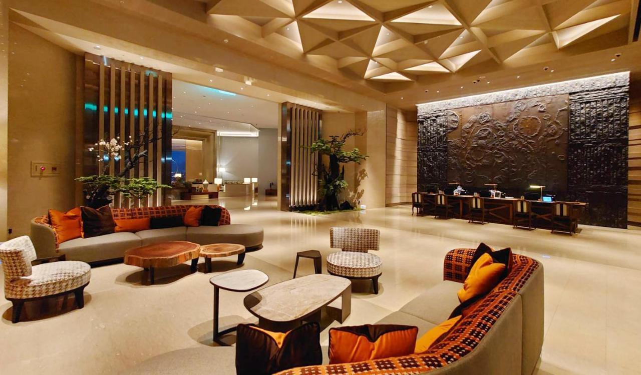 Fleur De Chine Hotel Yuchi Exteriér fotografie The lobby of the hotel
