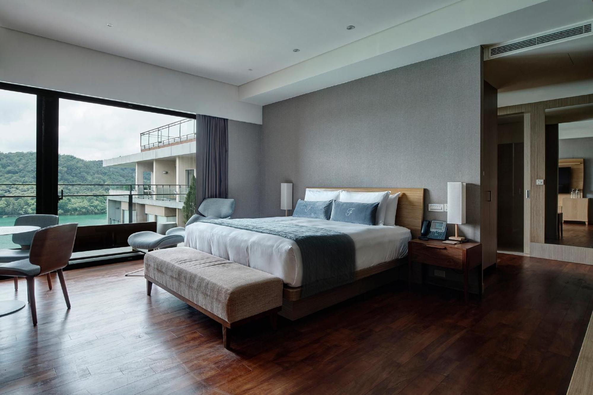 Fleur De Chine Hotel Yuchi Exteriér fotografie A bedroom at the hotel