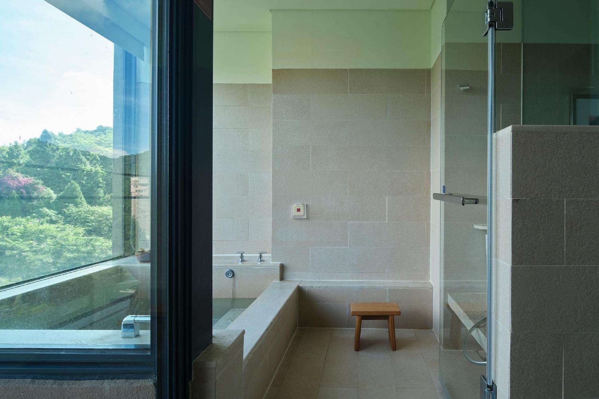 Fleur De Chine Hotel Yuchi Pokoj fotografie A modern Japanese bathroom